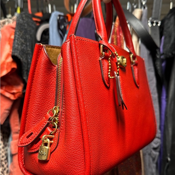 Coach Brooke 28 Satchel with Gold Hardware - Picture 5 of 12